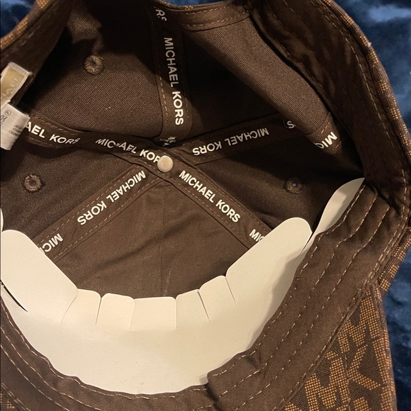 Michael Kors Brown and lighter brown Logo Baseball Cap - Picture 4 of 7